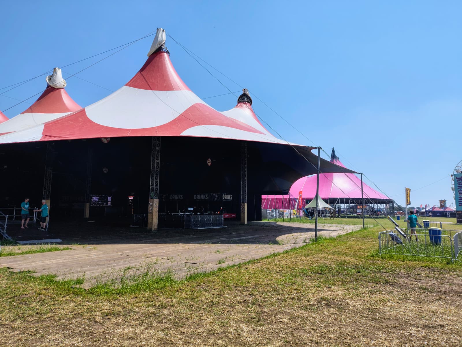 Hitte en schaduw op Jera On Air 2026